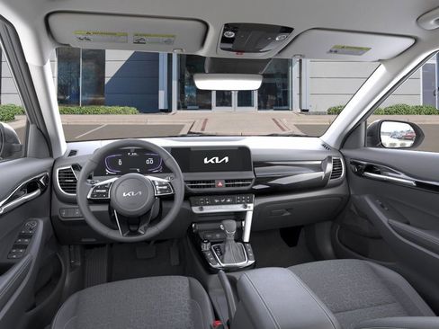 New 2026 Kia Seltos S image 18
