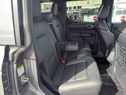 New 2025 Ford Bronco Badlands image 13