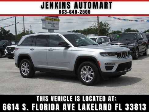 Used 2022 Jeep Grand Cherokee Limited AWD/4WD image 1