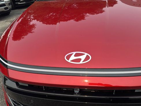 Used 2025 Hyundai Sonata Limited FWD image 13