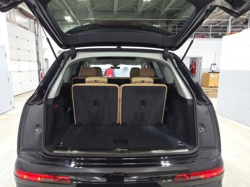 Used 2023 Audi Q7 3.0T Premium Plus image 18