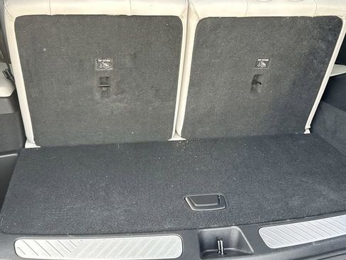 Certified 2026 Cadillac Vistiq Sport image 27