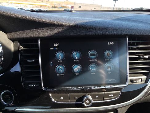 Used 2020 Buick Encore Preferred image 21