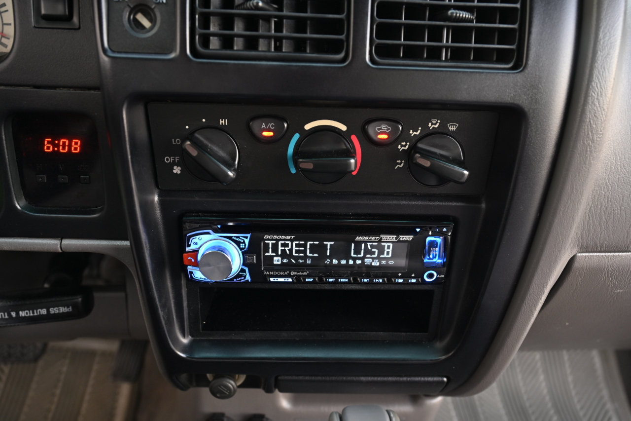 Used 2003 Toyota Tacoma PreRunner RWD image 15