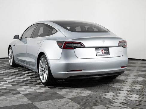 Used 2018 Tesla Model 3 Long Range image 5