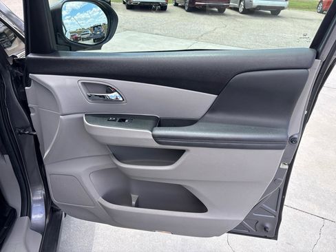 Used 2014 Honda Odyssey EX image 27