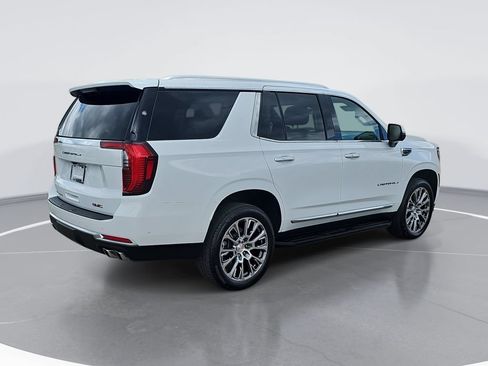 Certified 2025 GMC Yukon Denali AWD/4WD image 3