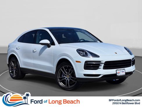 Used 2022 Porsche Cayenne Coupe AWD/4WD image 1