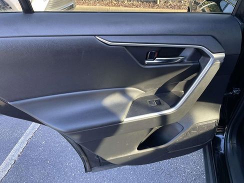 Used 2024 Toyota RAV4 XLE image 21