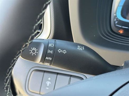 New 2026 Hyundai Venue SEL FWD image 16