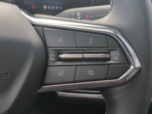 Used 2026 Chevrolet Equinox LT FWD image 19