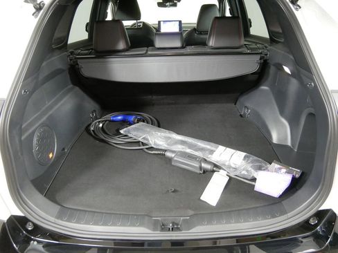 Used 2024 Toyota RAV4 XSE image 6