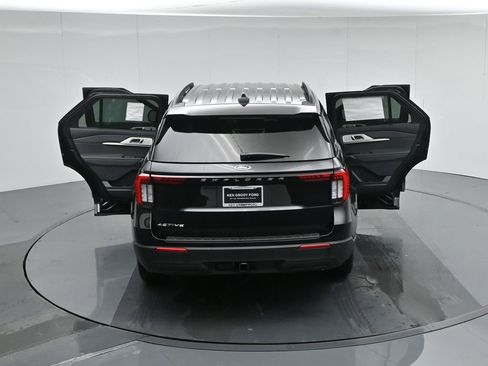 New 2026 Ford Explorer Active image 37