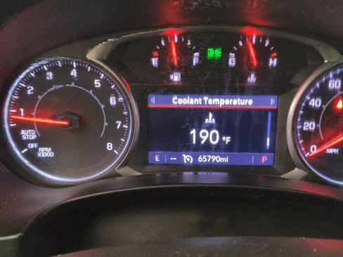 Used 2019 GMC Terrain SLT w/ Preferred Package image 23