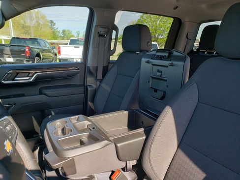 Used 2024 Chevrolet Silverado 1500 LT w/ Protection Package image 26