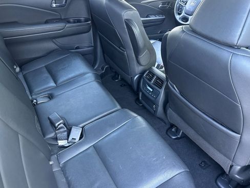 Certified 2022 Honda Pilot Special Edition image 30