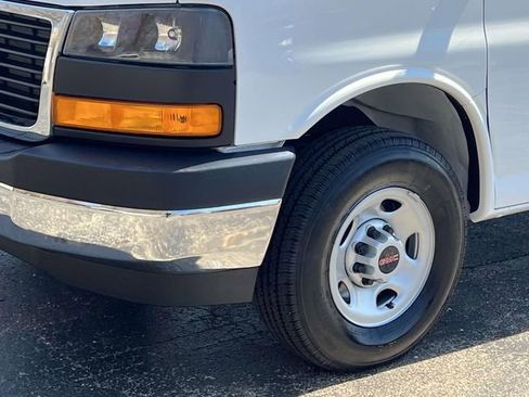 New 2026 GMC Savana 2500 Extended image 9