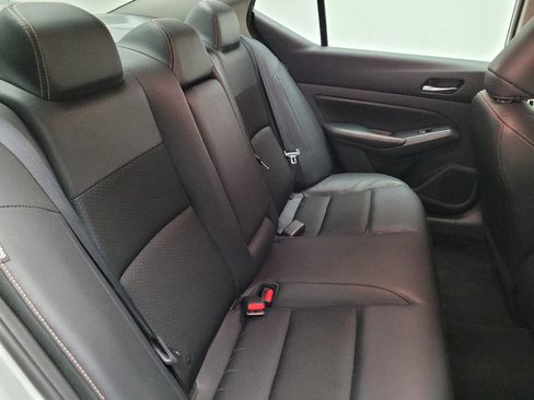 Used 2022 Nissan Altima 2.5 SR FWD image 19
