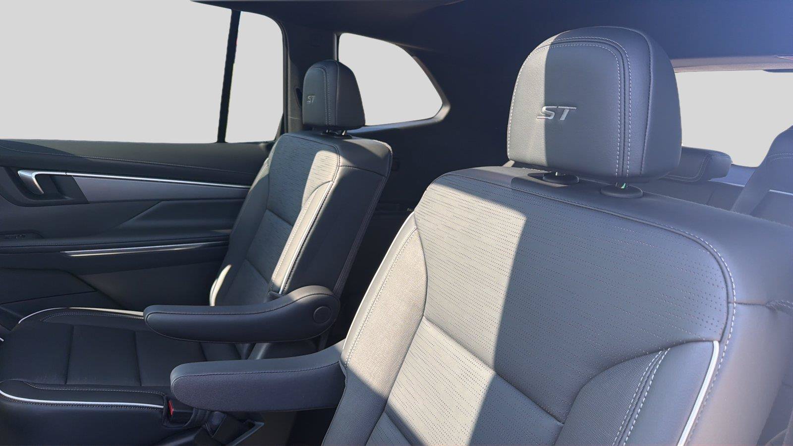 New 2026 Buick Enclave Sport Touring w/ Power Package AWD/4WD image 21