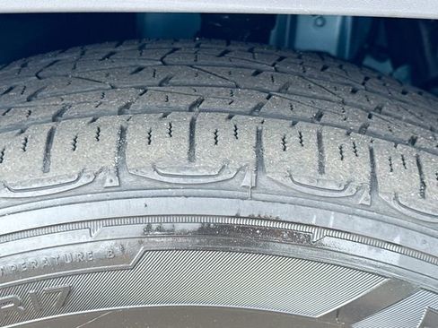 Used 2022 Jeep Cherokee Latitude Lux FWD image 30