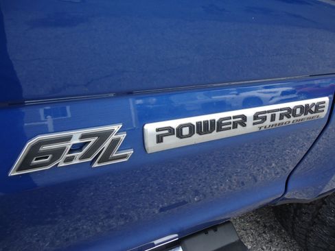 Used 2022 Ford F250 Lariat w/ Chrome Package image 10