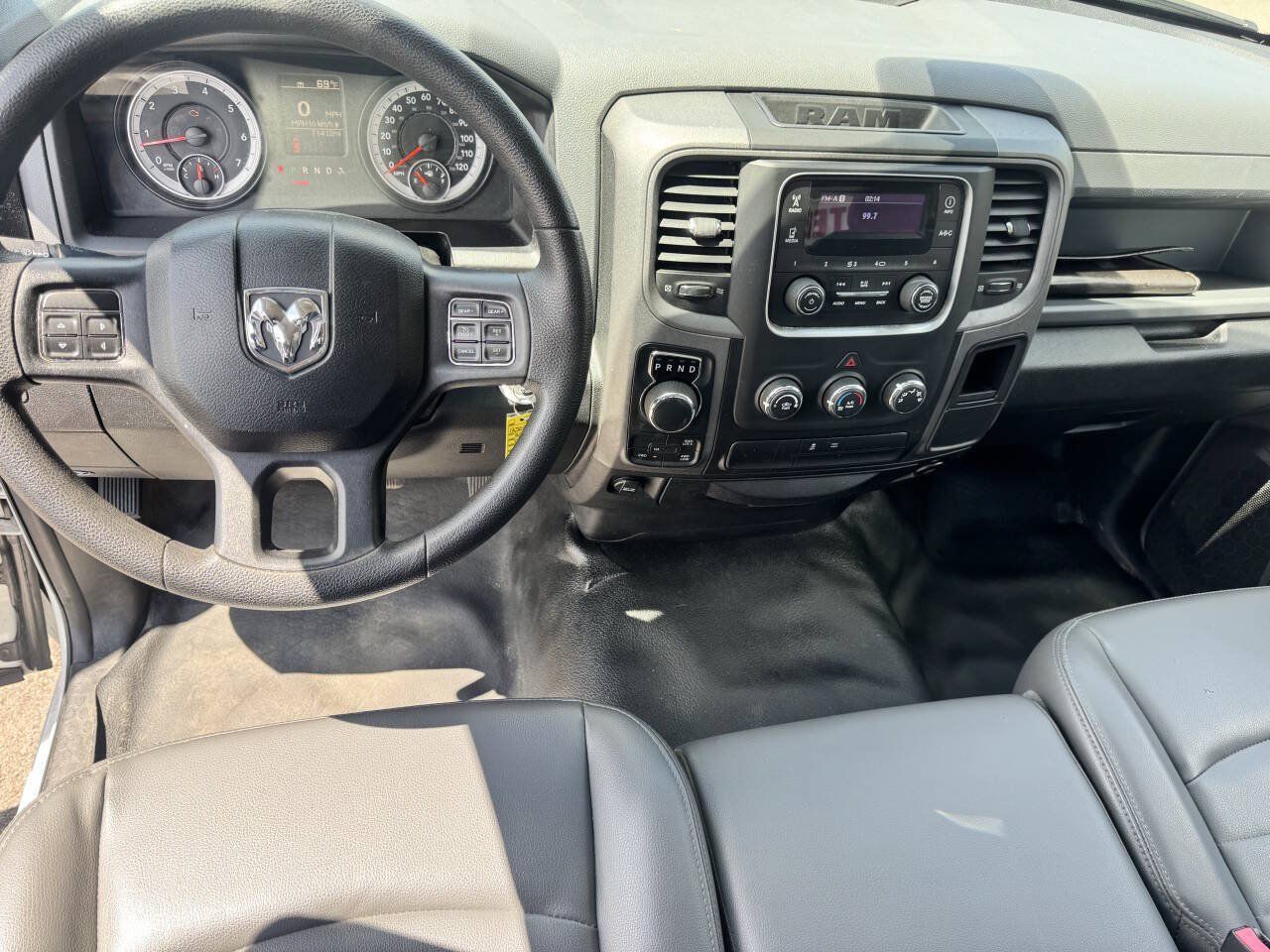 Used 2014 RAM 1500 Tradesman AWD/4WD image 25