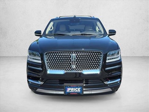 Used 2019 Lincoln Navigator Reserve w/ Cargo Package AWD/4WD image 2