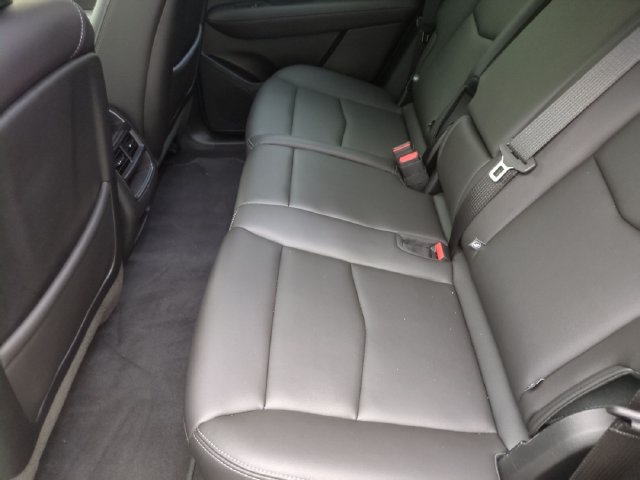 Certified 2023 Cadillac XT5 Luxury AWD/4WD image 20