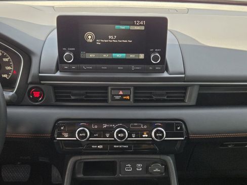 Certified 2025 Honda Pilot Sport image 22