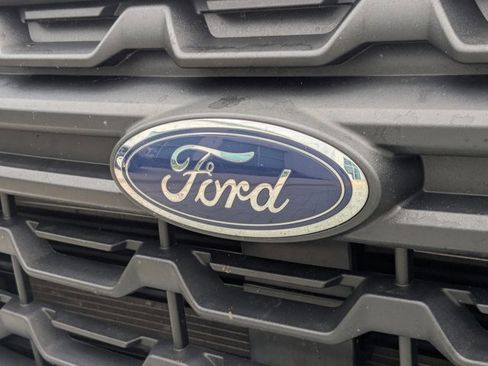 Used 2022 Ford Maverick XL FWD image 12
