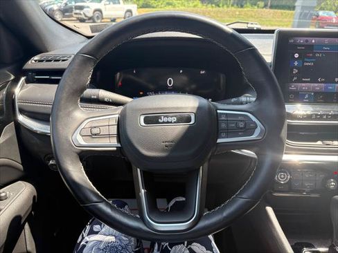 Certified 2022 Jeep Compass High Altitude AWD/4WD image 18
