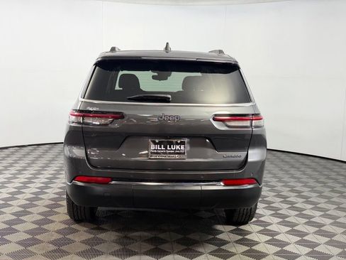 Used 2023 Jeep Grand Cherokee L Laredo image 8