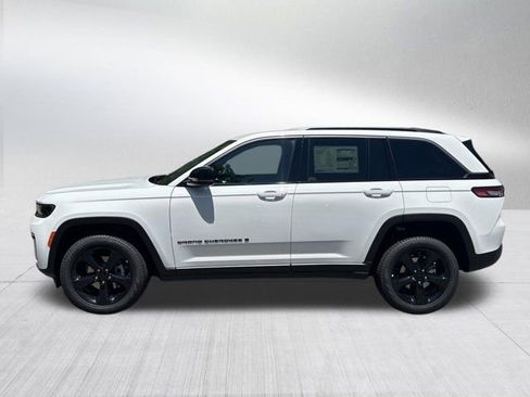 New 2026 Jeep Grand Cherokee Limited AWD/4WD image 8