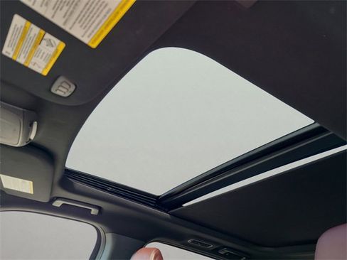 Used 2023 Ford Expedition Limited image 26