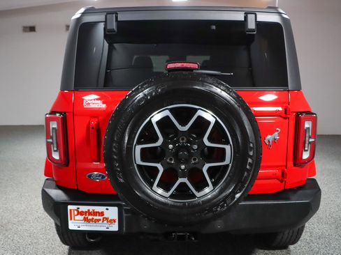 Used 2023 Ford Bronco Outer Banks image 8