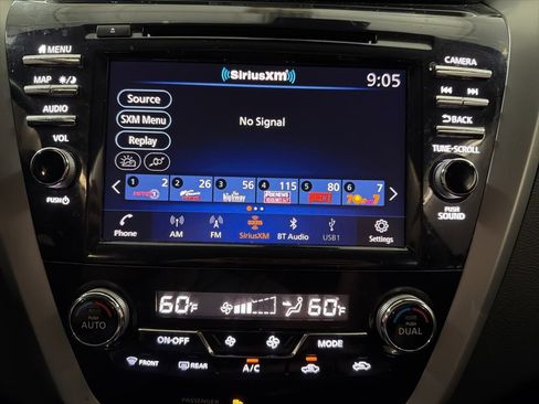 Used 2020 Nissan Murano SL w/ Moonroof Package image 20