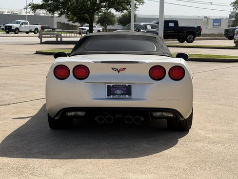 Used 2008 Chevrolet Corvette Convertible w/ Preferred Equipment Group RWD image 5