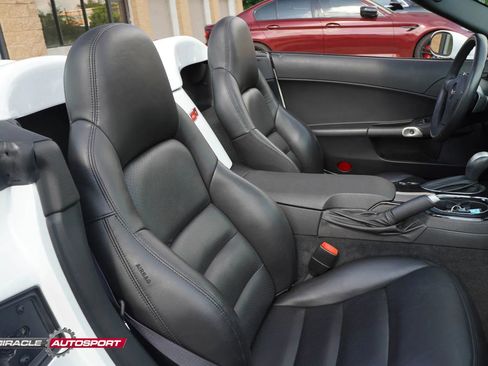 Used 2009 Chevrolet Corvette Convertible w/ Preferred Equipment Group RWD image 28