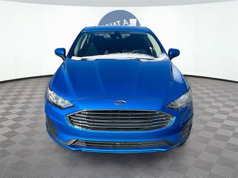 Used 2020 Ford Fusion SE image 9