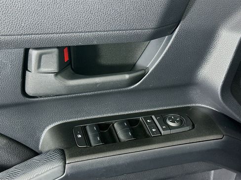 Used 2025 Toyota 4Runner TRD Off-Road image 15