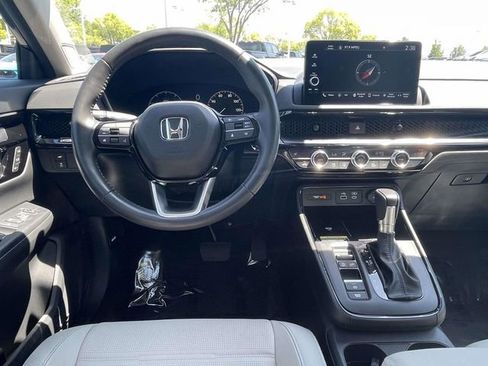 Used 2025 Honda CR-V EX-L image 9