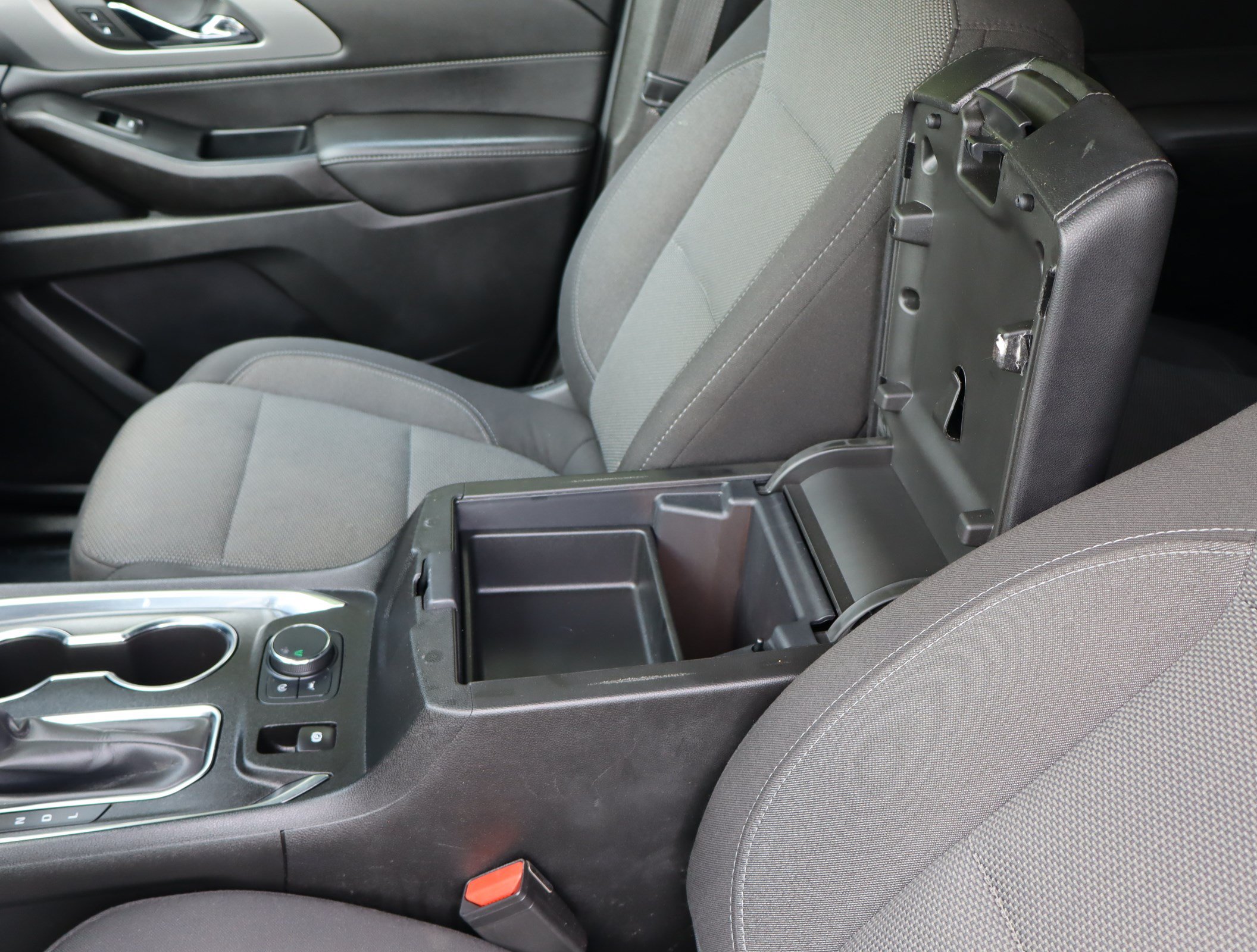 Used 2023 Chevrolet Traverse LT FWD image 33