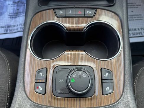 Used 2023 GMC Acadia SLE w/ Driver Convenience Package AWD/4WD image 25