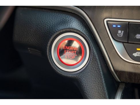 Used 2018 Honda Accord Touring image 31