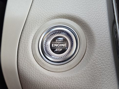 Certified 2022 Mercedes-Benz GLC 300 image 22