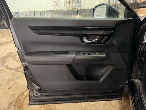 Used 2024 Honda CR-V Sport Touring image 12