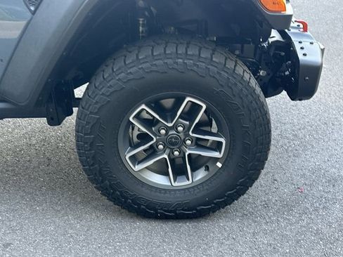 New 2025 Jeep Gladiator Mojave w/ Steel Bumper Group image 12