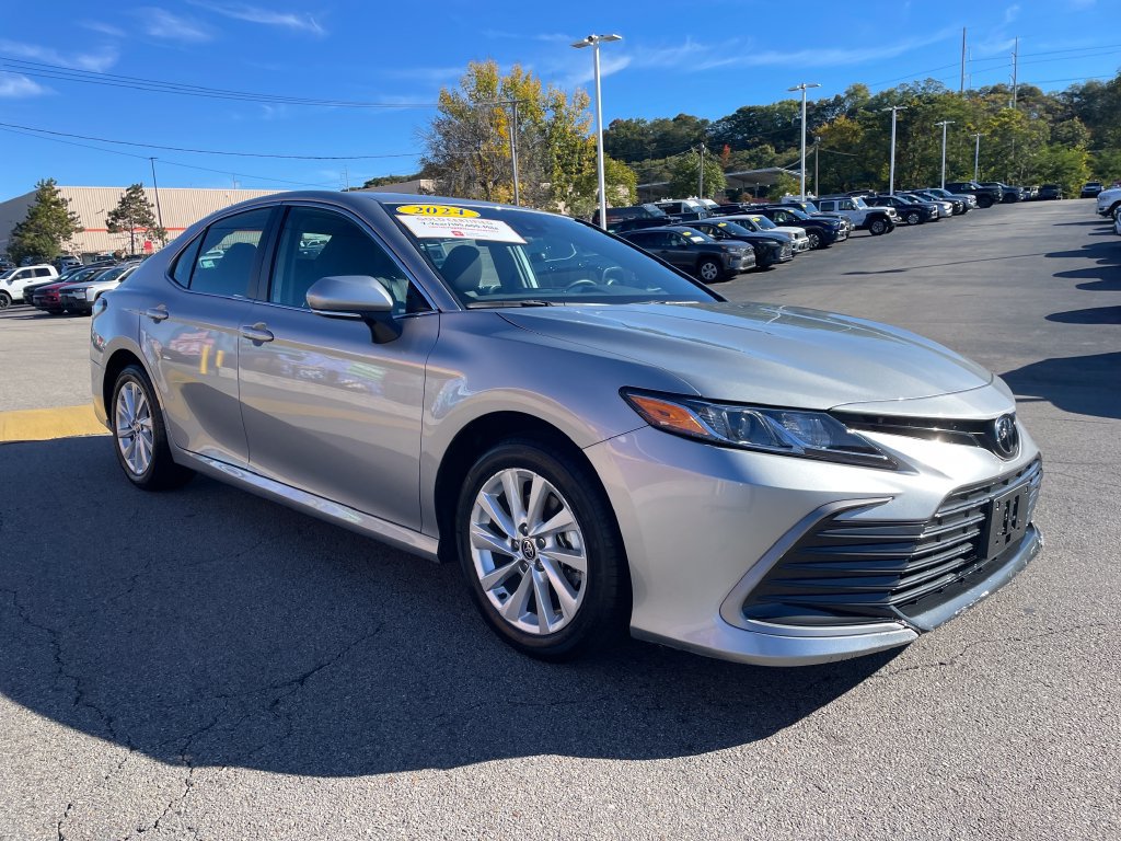 Used 2024 Toyota Camry LE w/ Cold Weather Package AWD/4WD image 7