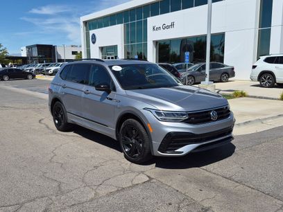 Used 2024 Volkswagen Tiguan SE R-Line