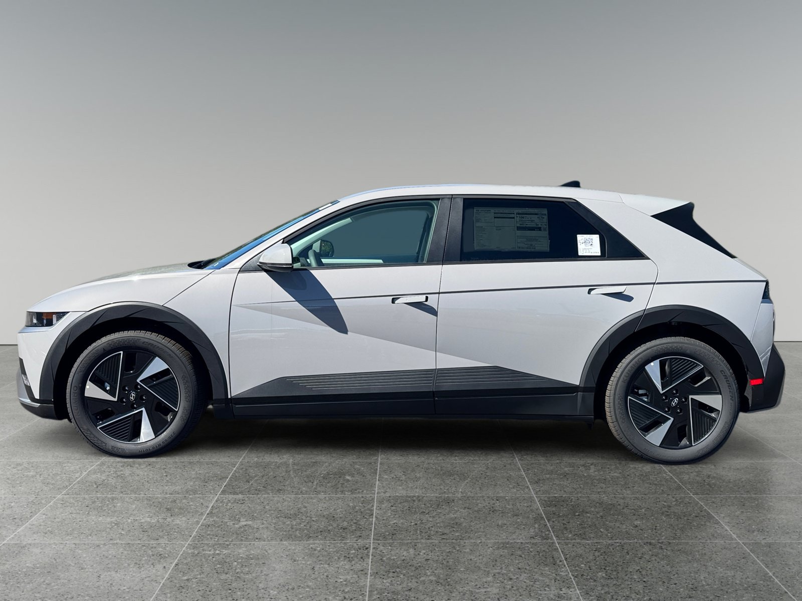 New 2027 Hyundai Ioniq 5 SE AWD/4WD image 2